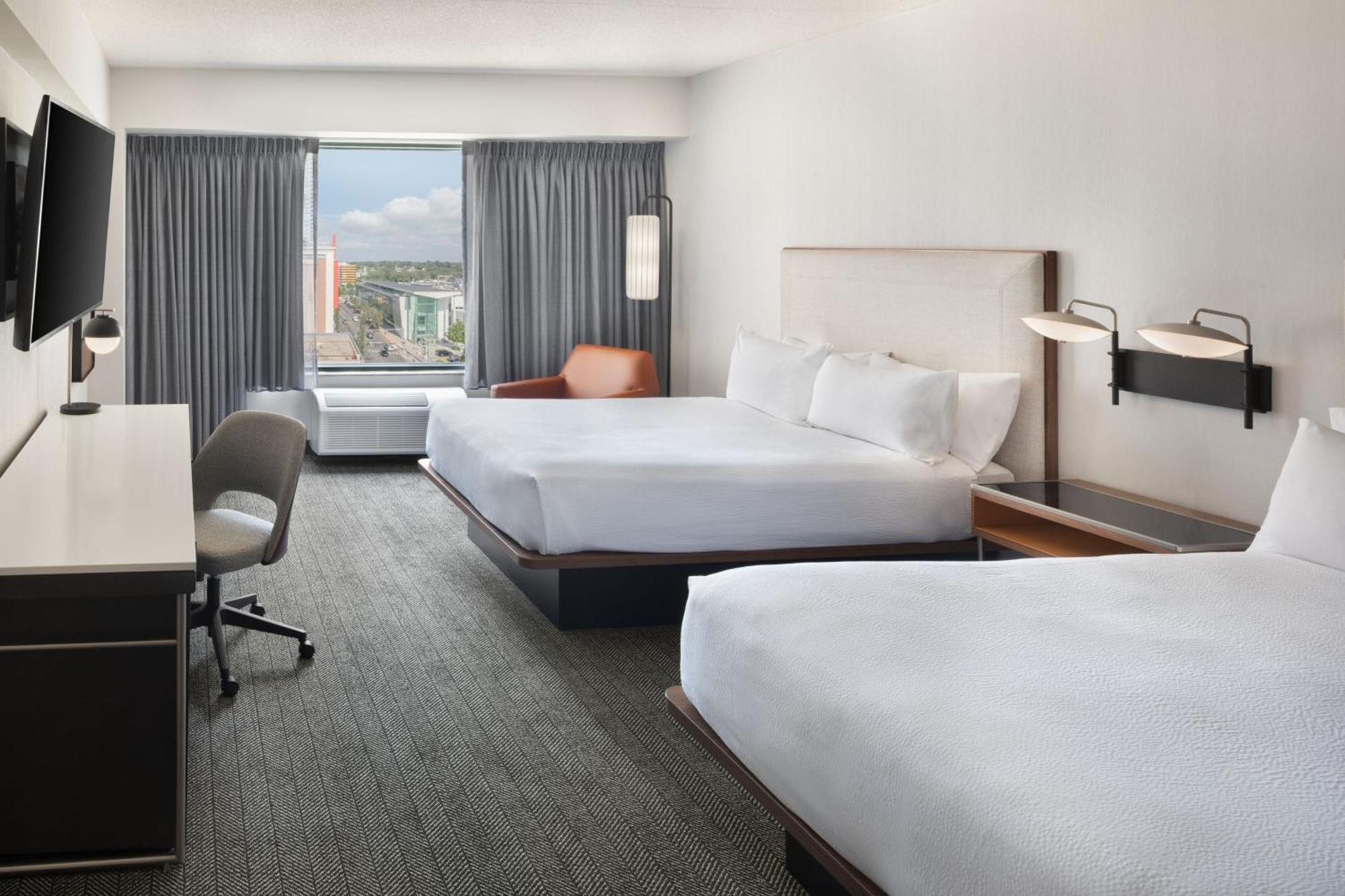 Готель Courtyard By Marriott Stamford Downtown Екстер'єр фото